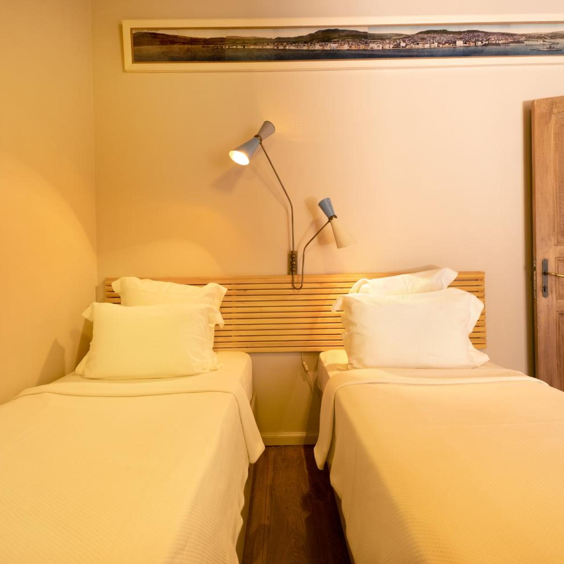 Standard, Double or Twin Bed
