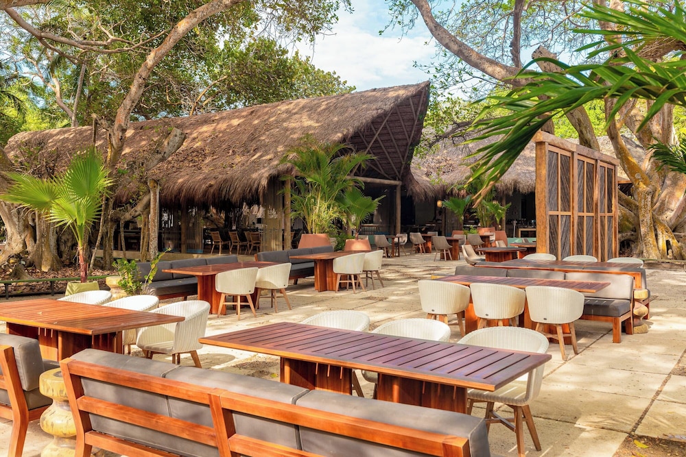 Hotel San Pedro de Majagua 50/65