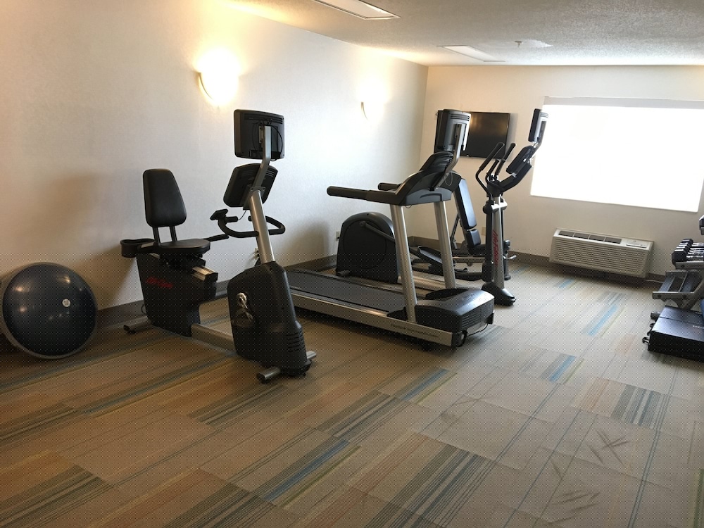 Holiday Inn Express Mt Vernon 22/41