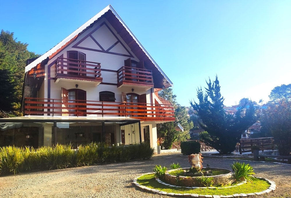 Pousada Chateau dos Fontes 3/39