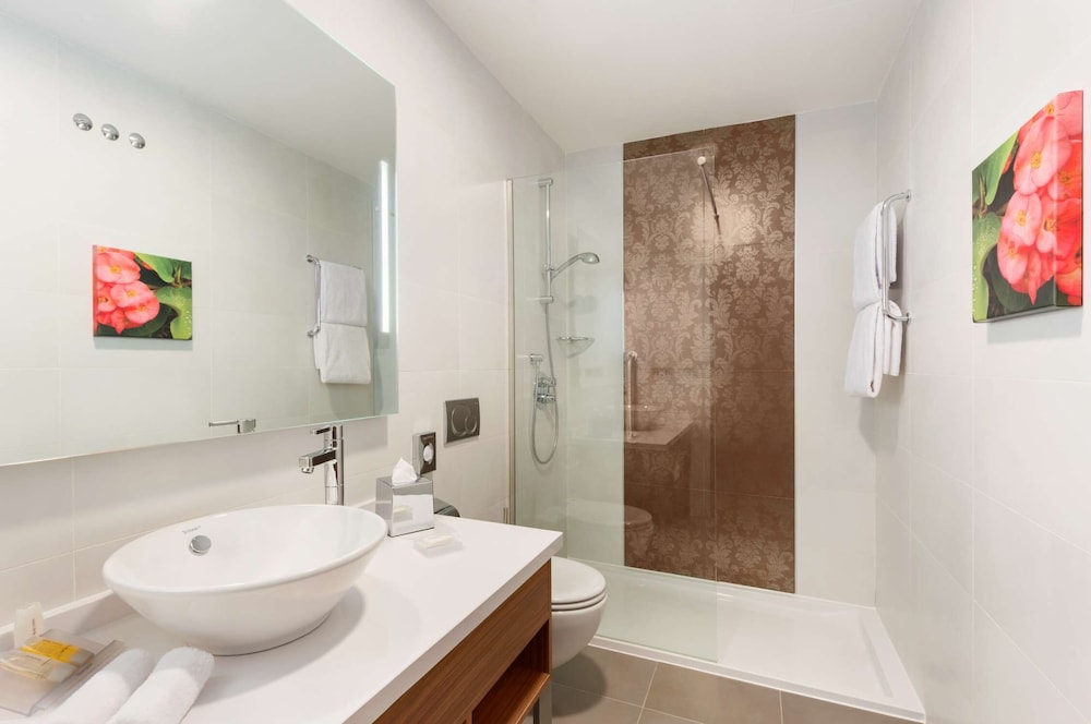 Hilton Garden Inn Sevilla 11/55