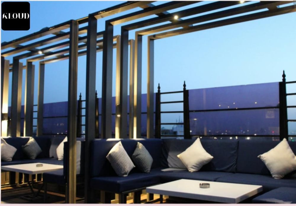 Royal Orchid Central Jaipur 25/58