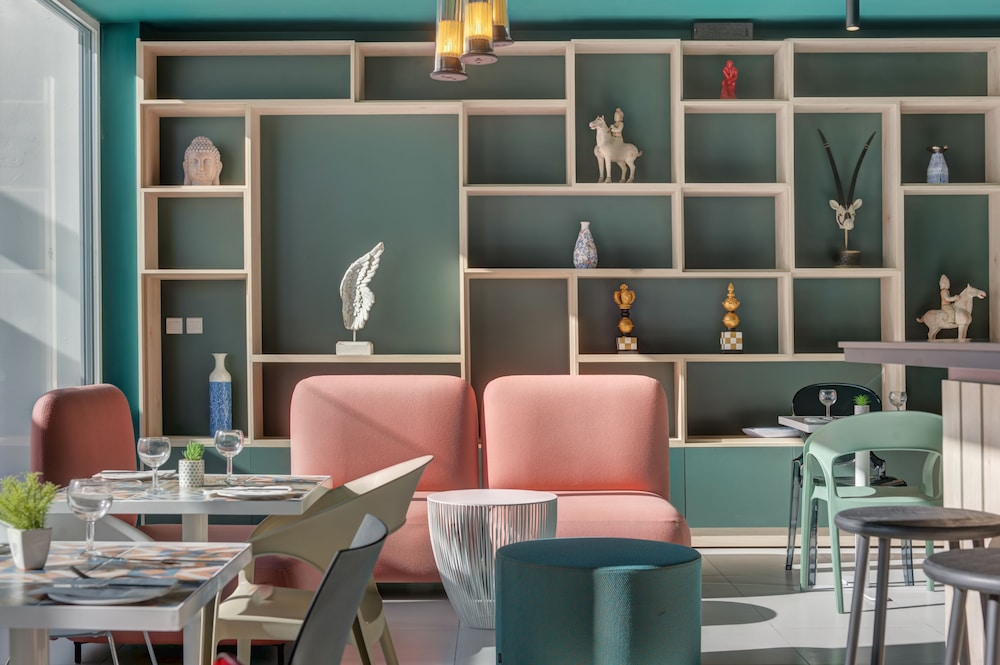 Quadro Hotel Trademark Collection by Wyndham 33/43