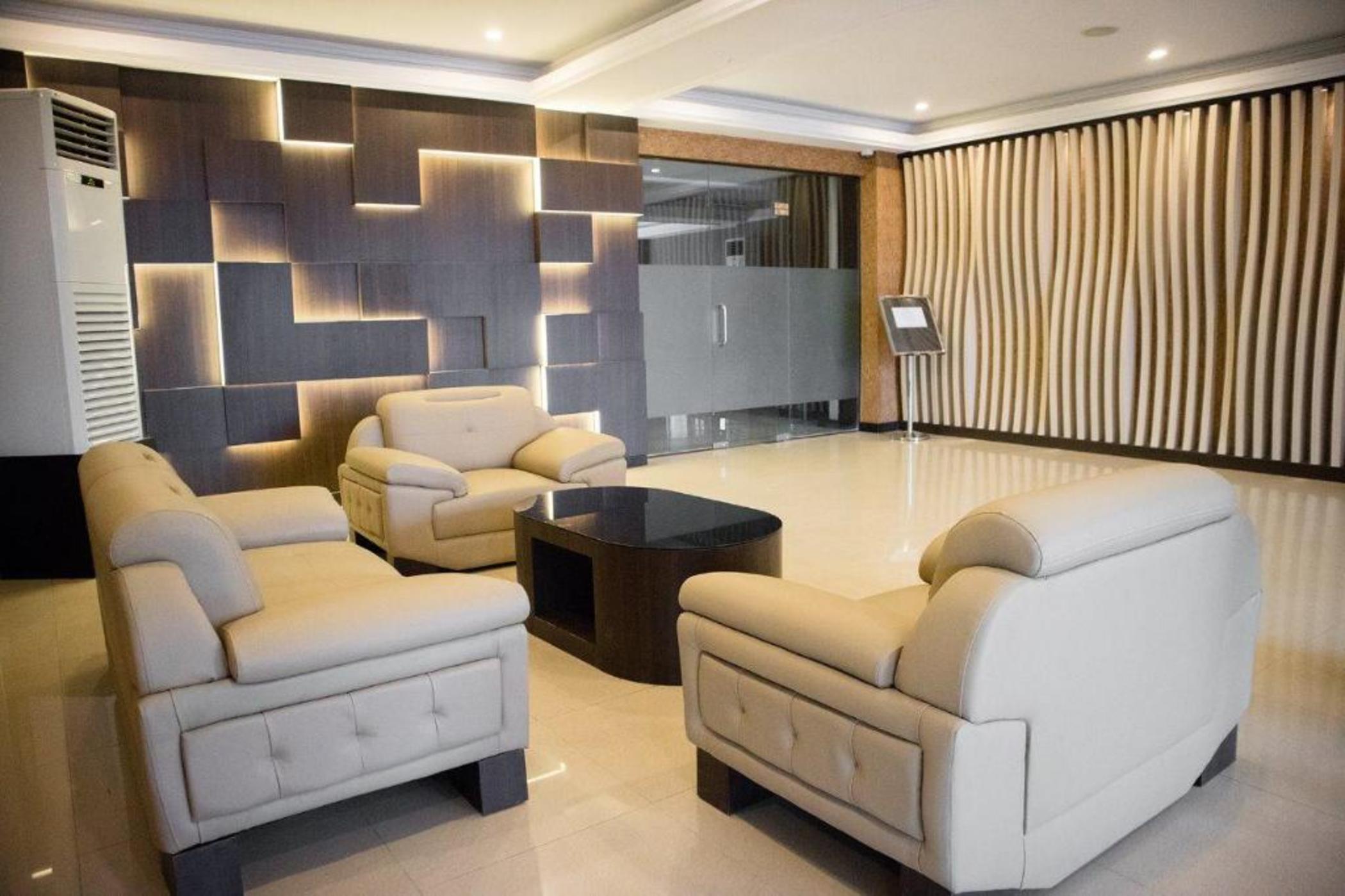 Karlita Hotel Tegal 24/31