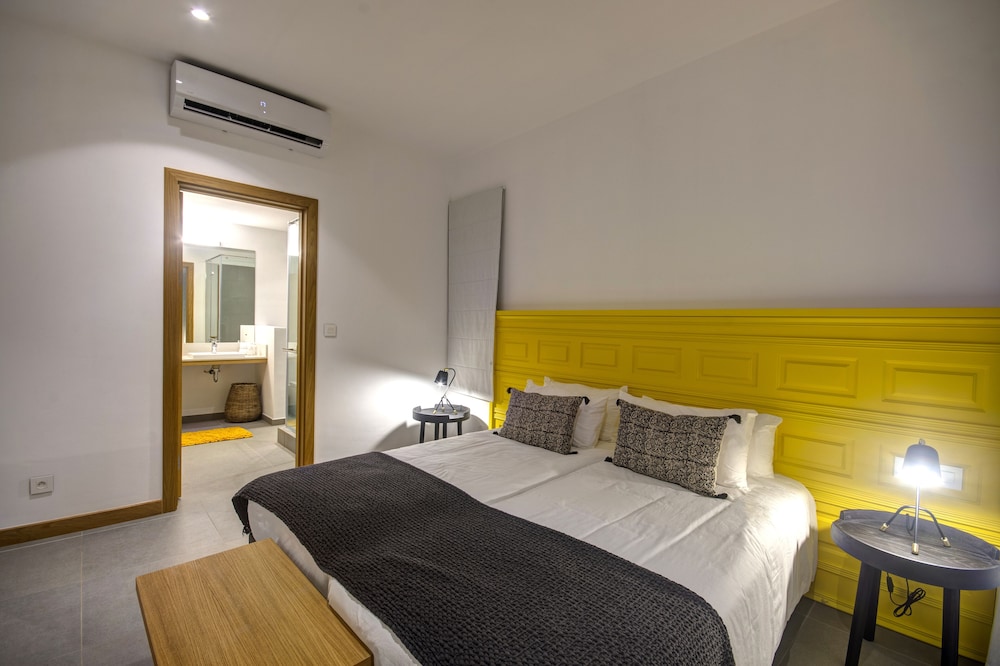 Mythic Suites & Villas by MJ Holidays 31/64