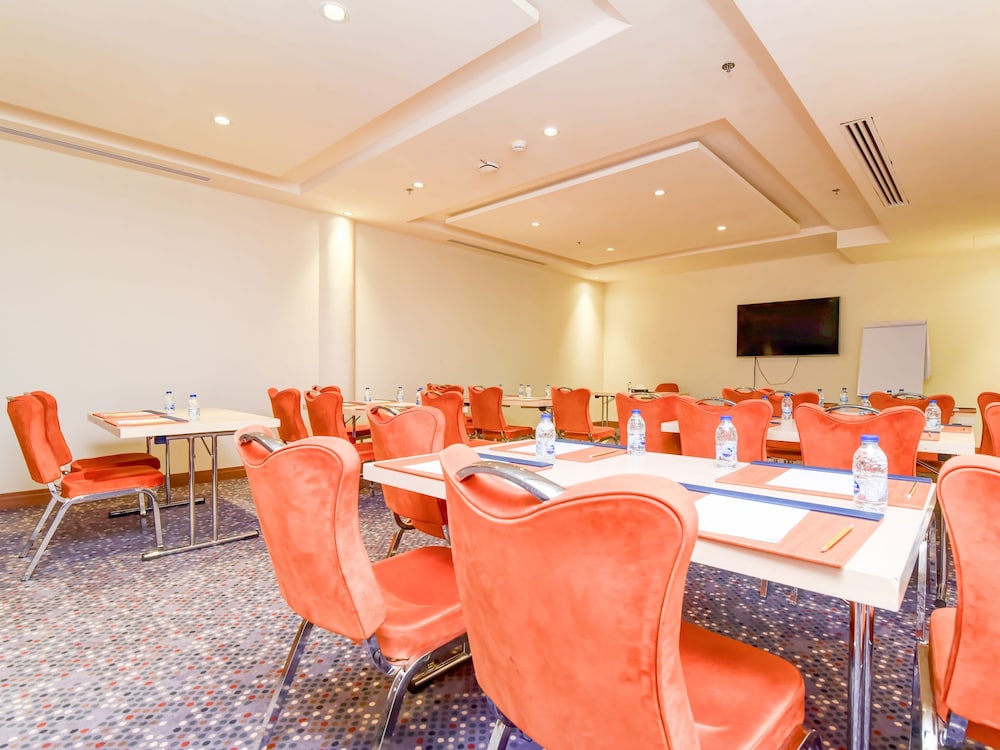 فندق مينا تبوك(Mena Hotel Tabuk) 39/42