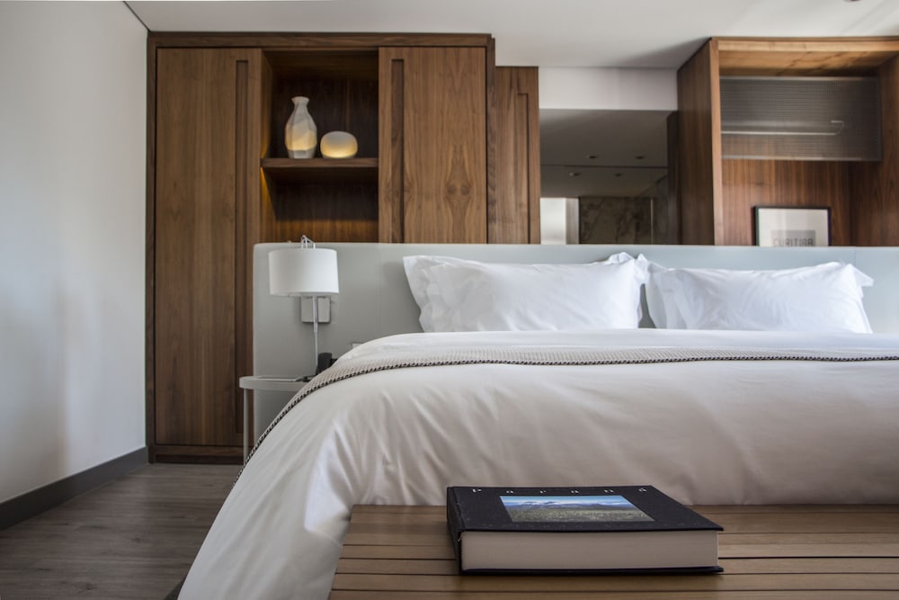 NOMAA HOTEL 7/50