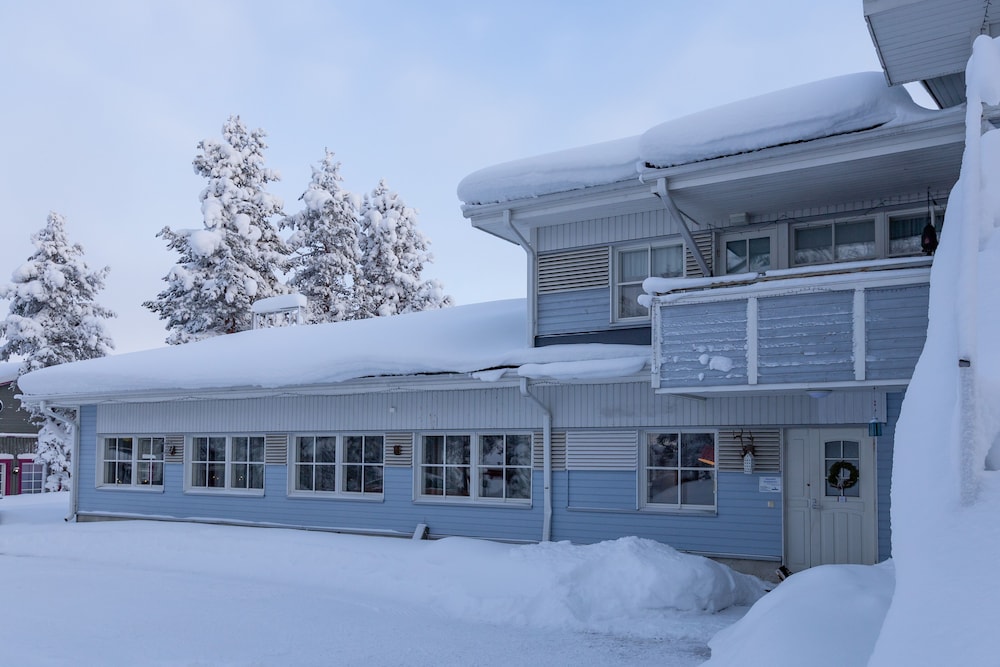 Apartments Kuukkeli 1/50