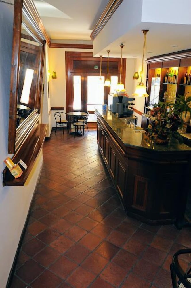 Hotel Albergo Italia 12/33