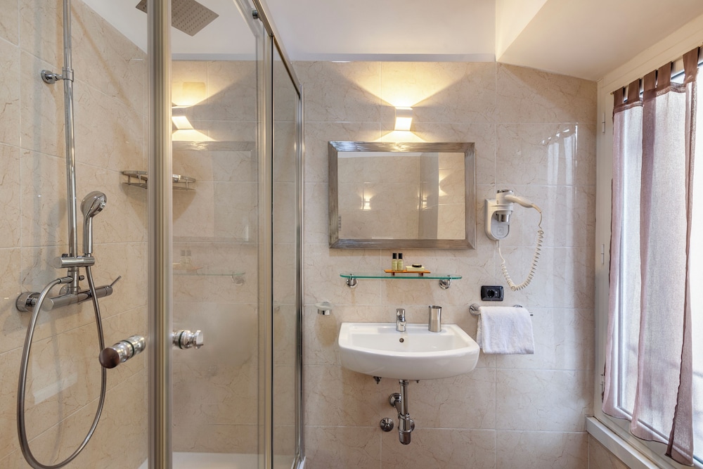 Inn Rome Rooms & Suites 49/50