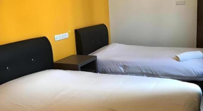 VIVA HOTEL SRI AMAN 8/30