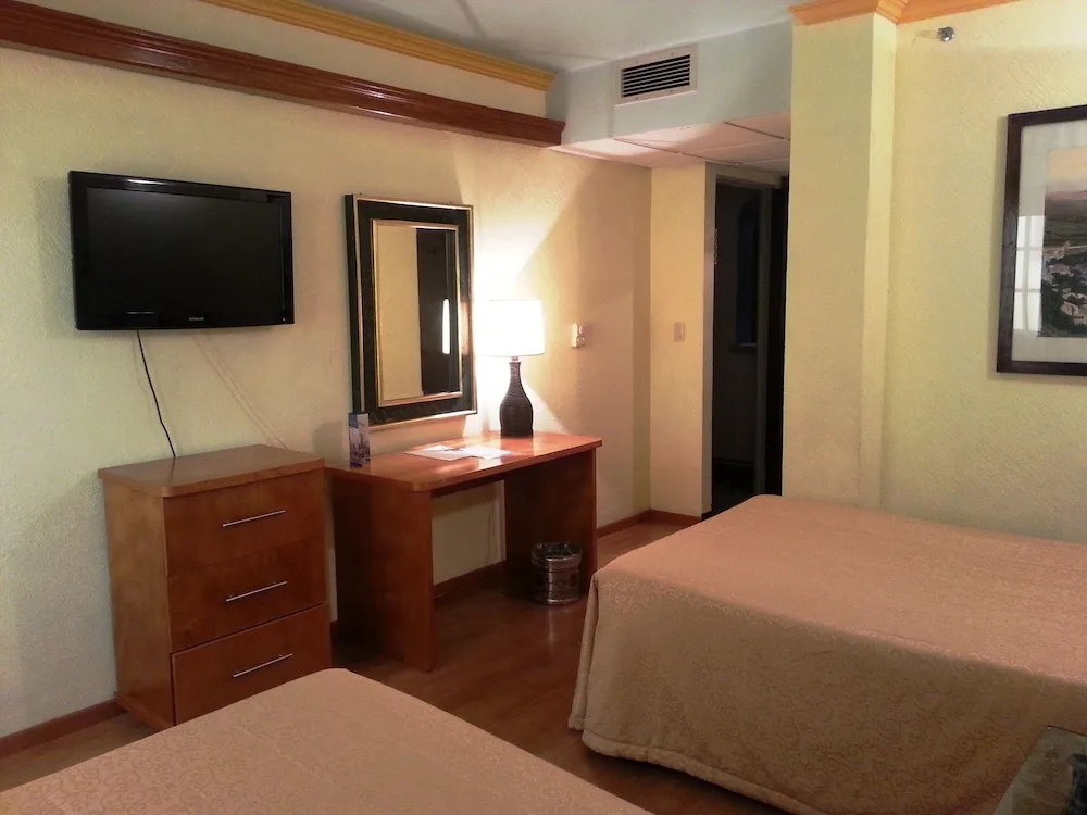 Hotel La Finca del Minero 15/17