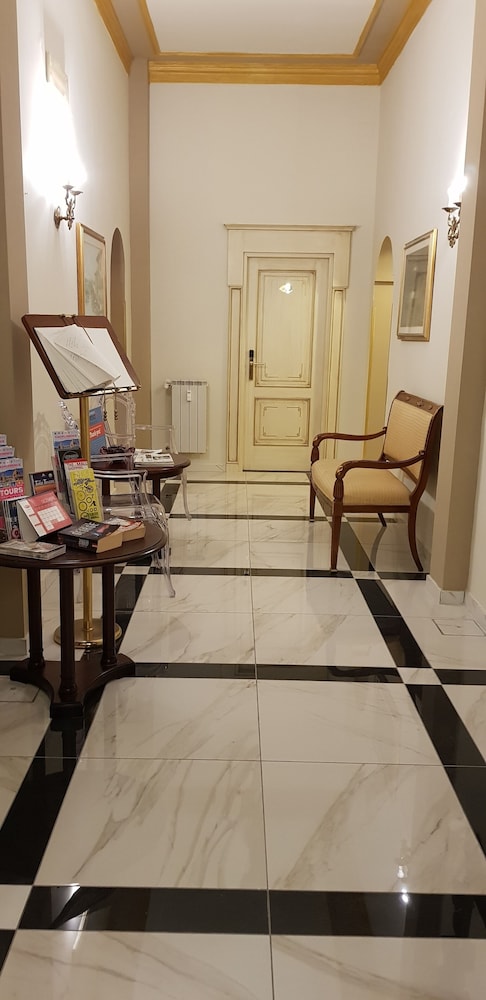Hotel Duca D Aosta 23/29