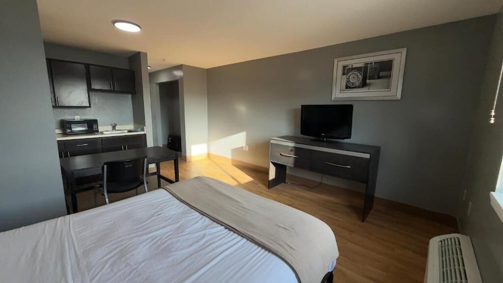 Welcome Suites Hazelwood Extended Stay Hotel 11/59