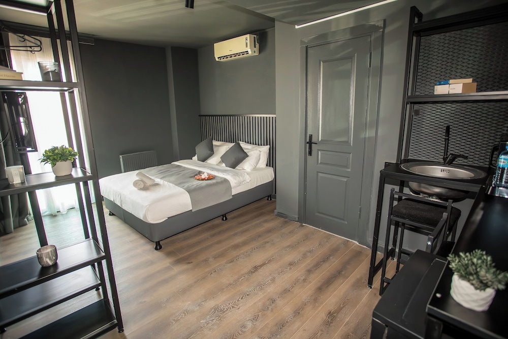 Arkem 2 Hotel 17/66