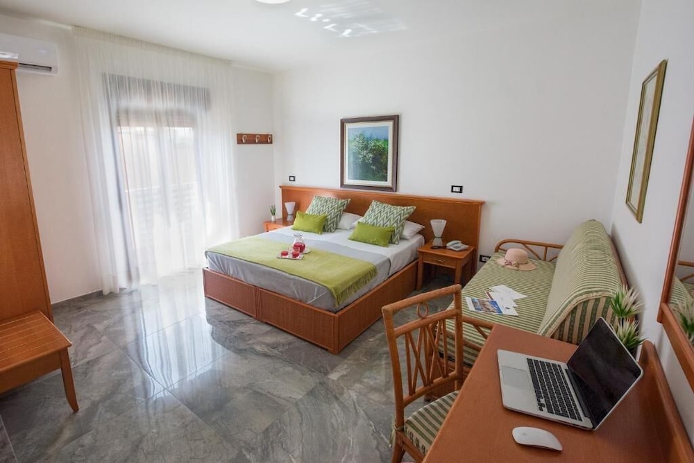 Best Western Hotel Martello 25/40