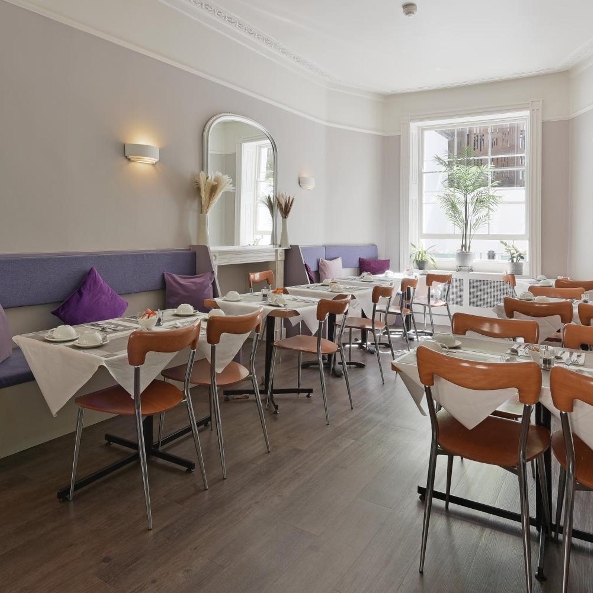 Harlingford Hotel 31/50