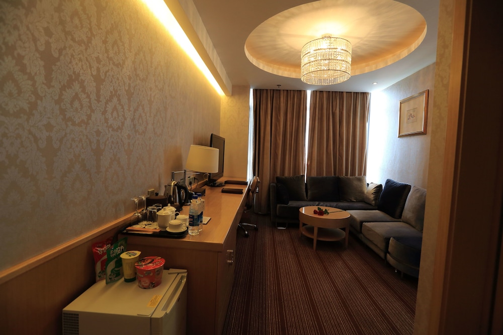 Golden Mountain International Hotel 32/49