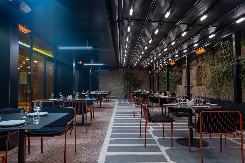 Platforma Design Hotel 50/66