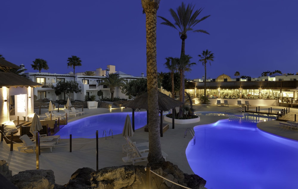 H10 White Suites - Adults Only 2/70
