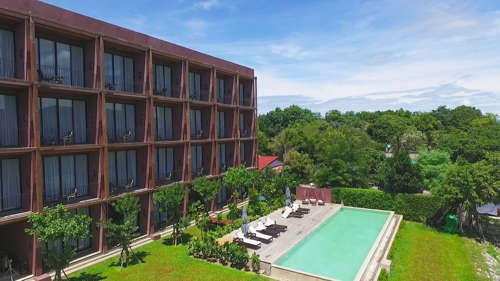 The Glory River Kwai Hotel 9/50