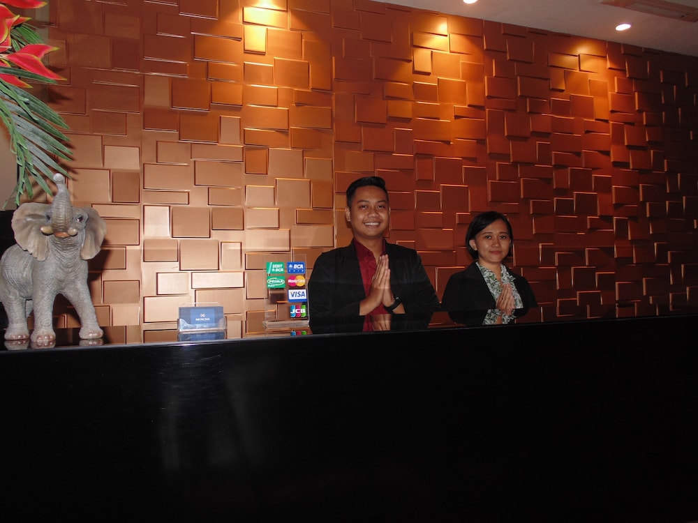 Moscha Hotel 4/32