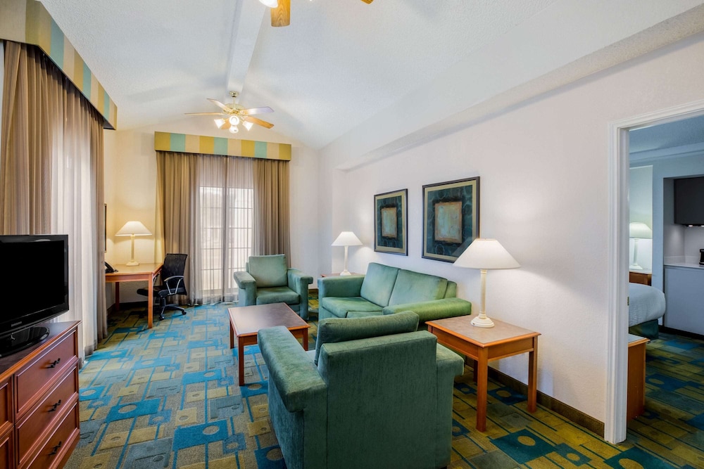 La Quinta Inn Lufkin 32/49