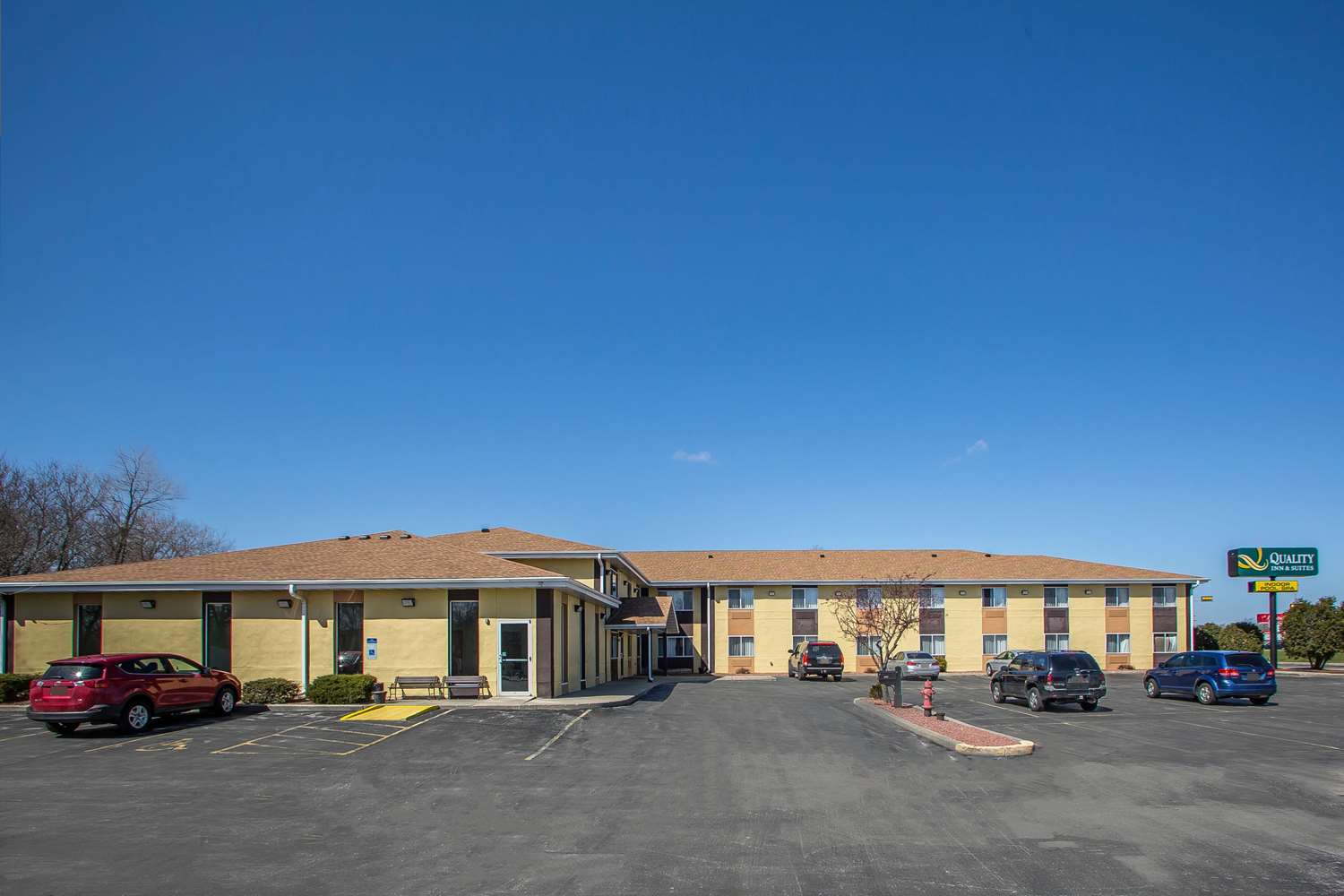Quality Inn And Suites West Bend 16/17