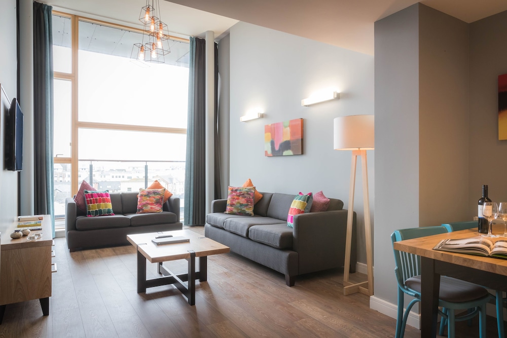Talbot Suites at Stonebridge 21/30