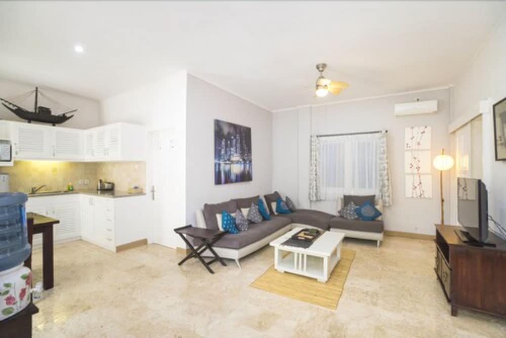 Beach Melati Apartments 40/50