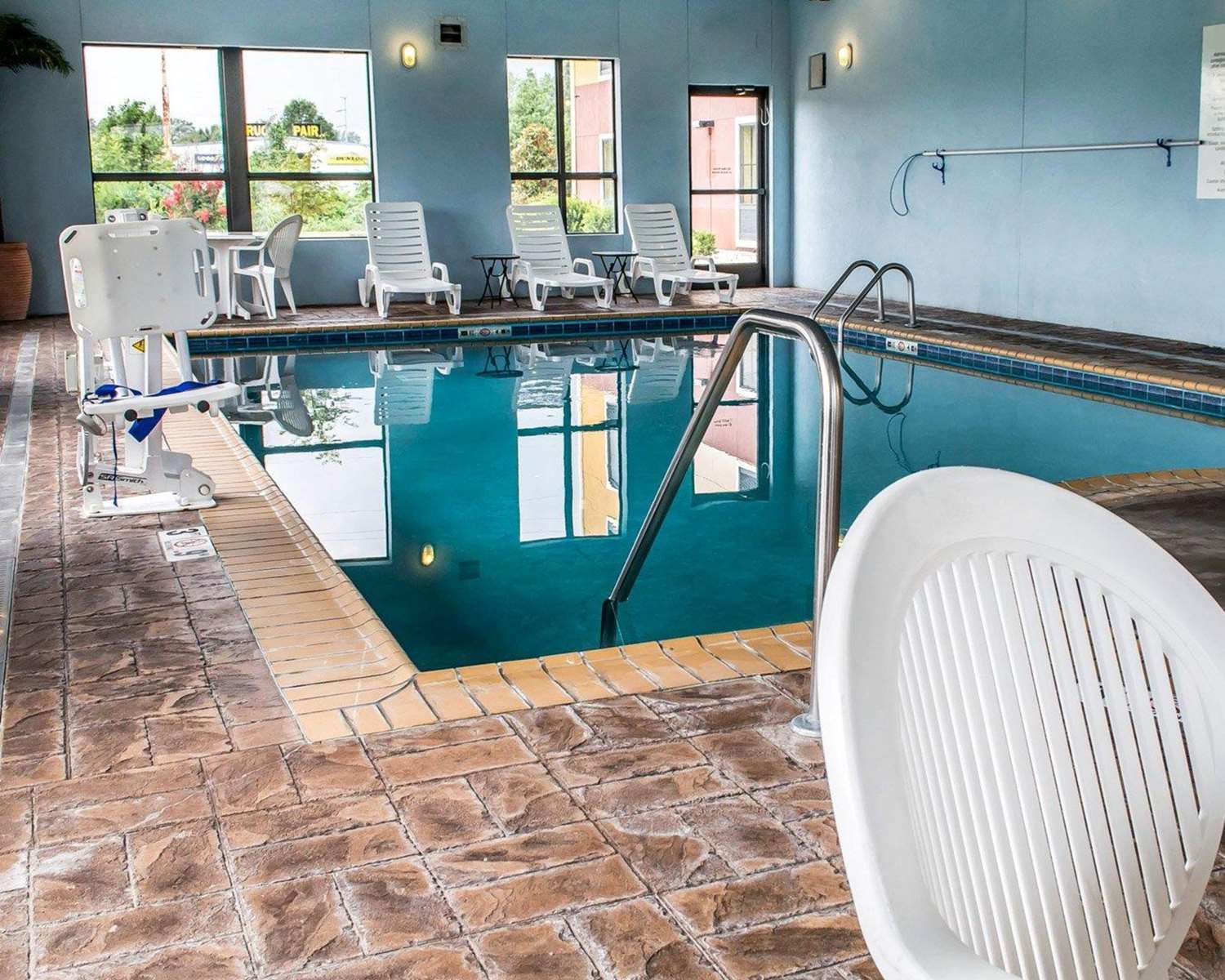 Comfort Inn & Suites Franklin East 30/47