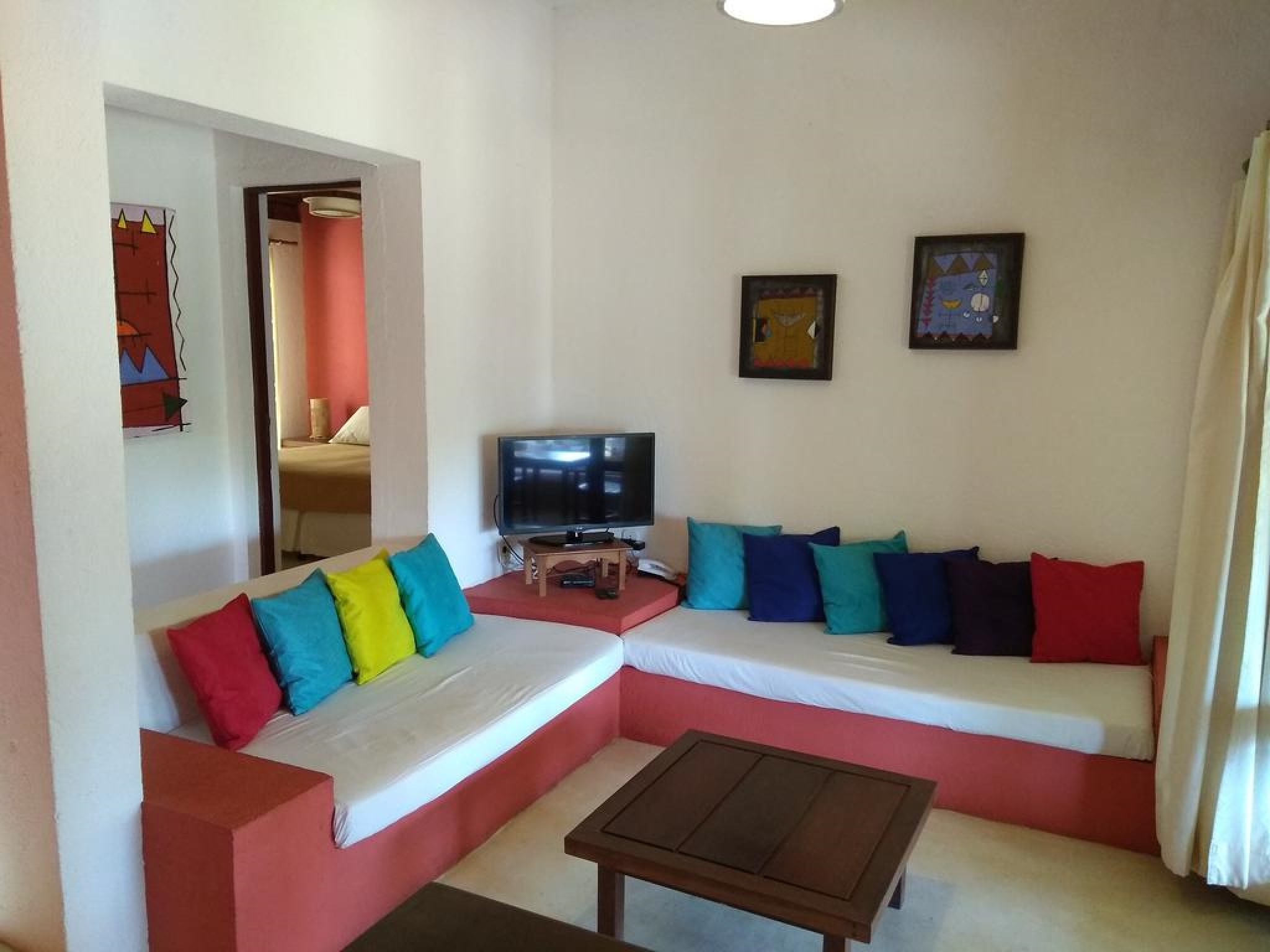 Baixu Village Hotel 11/28