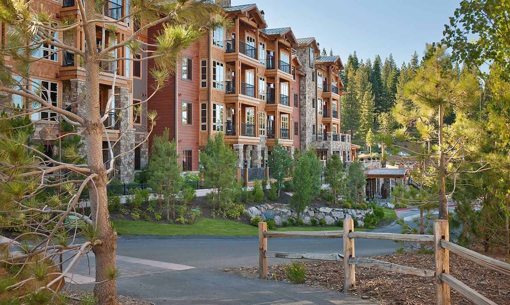 Hyatt Vacation Club at Northstar Lodge 38/50