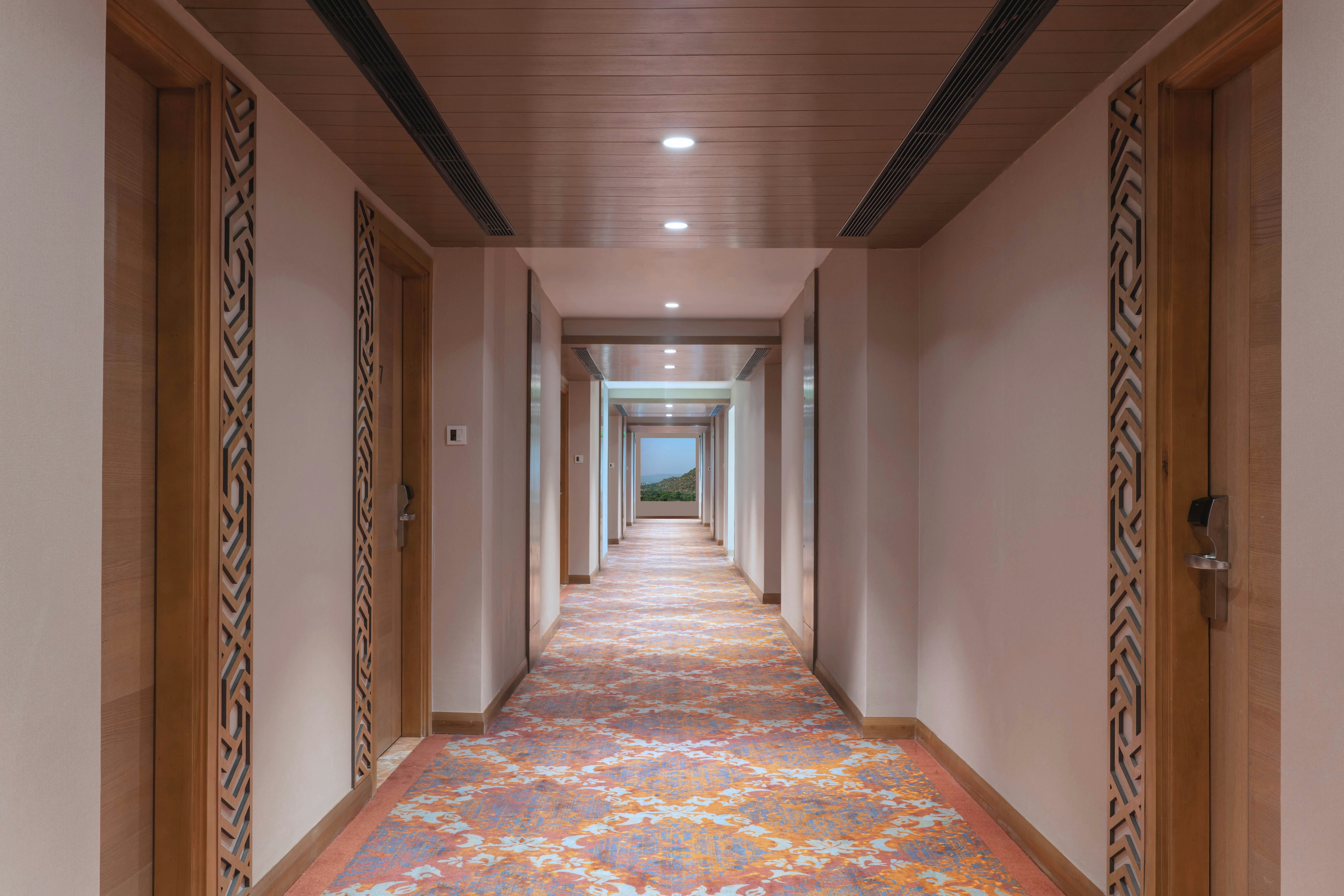 Doubletree By Hilton Jaipur Amer 6/80