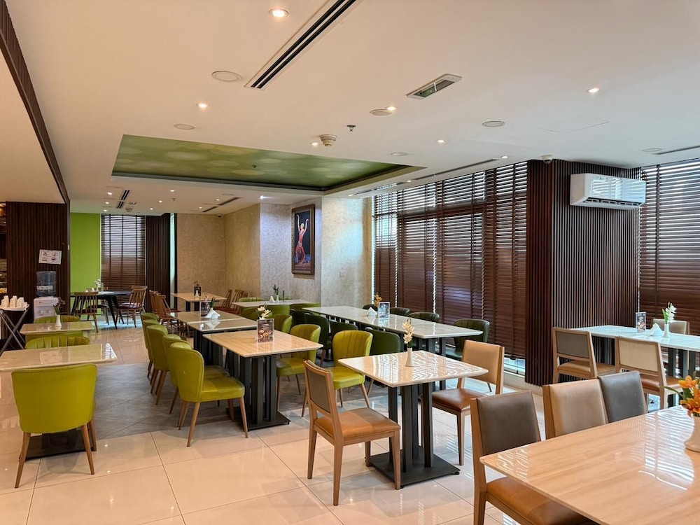 Jacobs Garden Hotel Bur Dubai 36/49