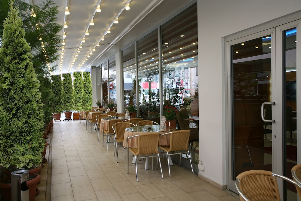 Hotel Avcilar City 53/70