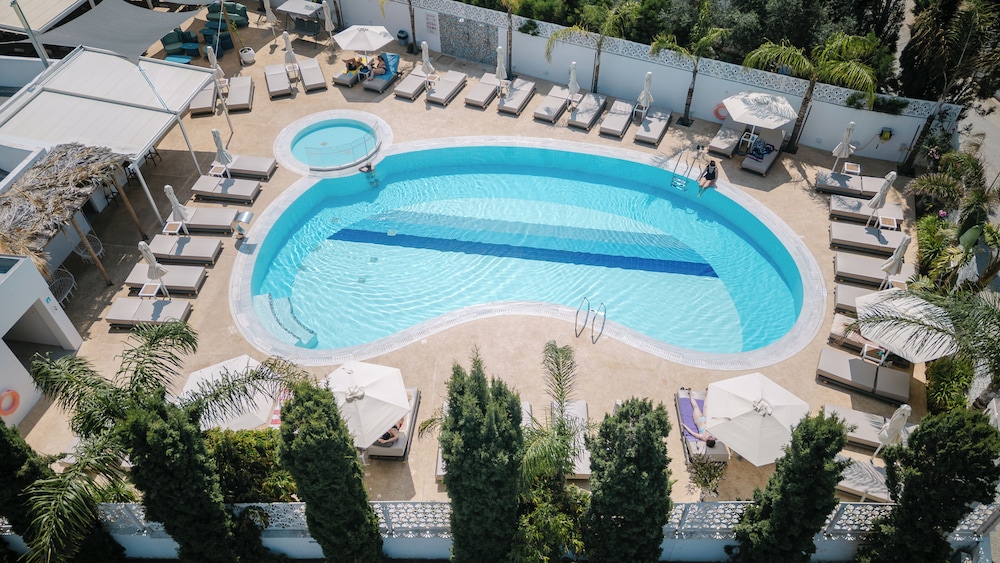 GAIA SUN N BLUE HOTEL 31/35