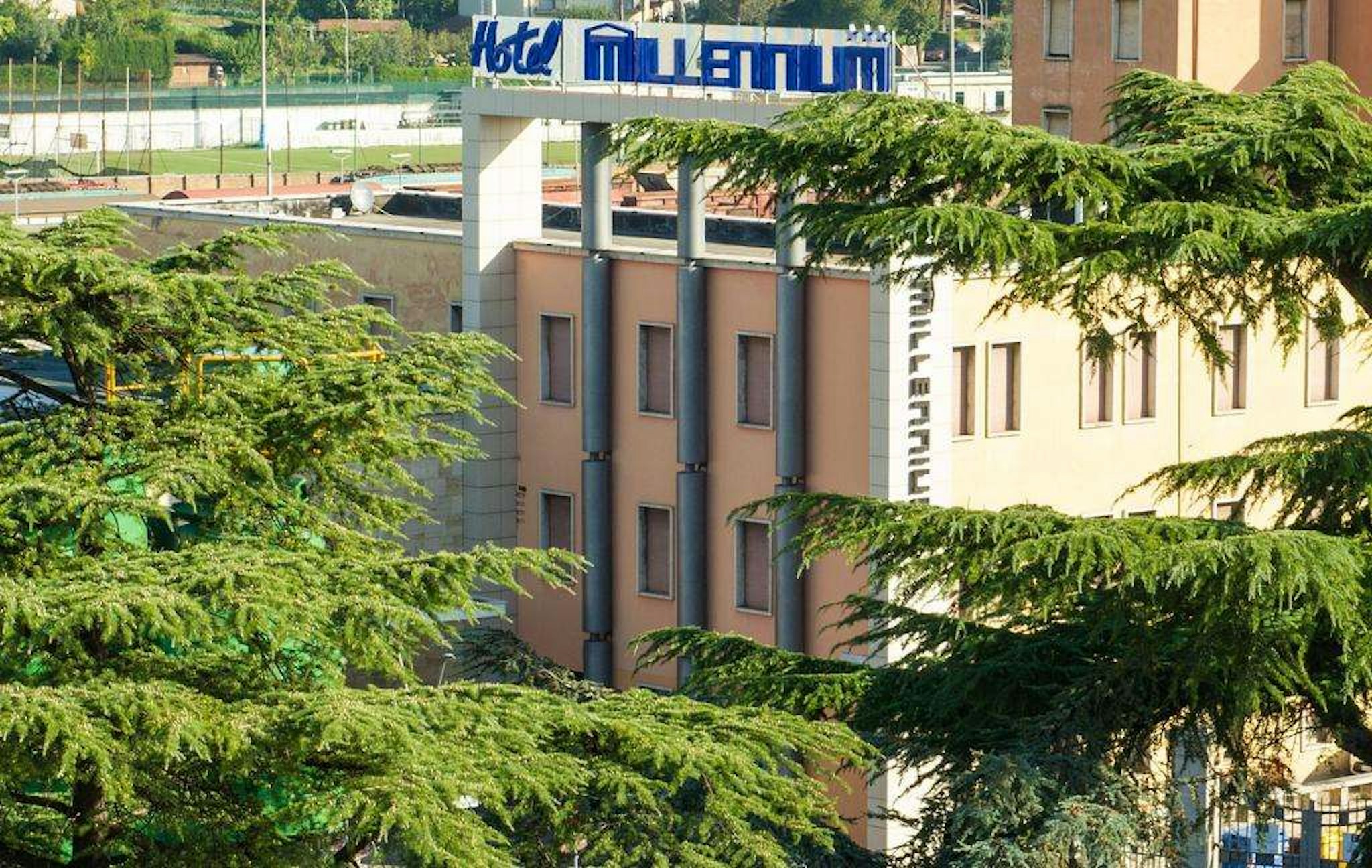 Millenium Palace Hotel 20/20