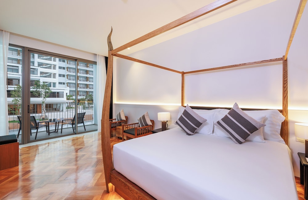 PATONG BEACH HOTEL 21/65