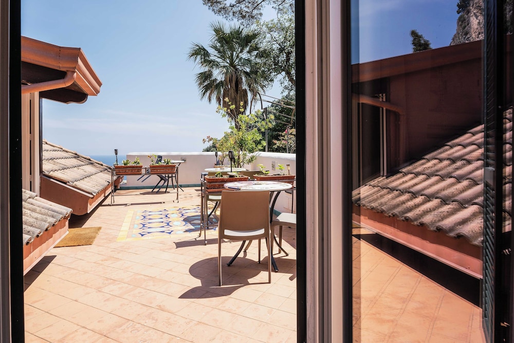 Hotel Villa Annalara 49/77