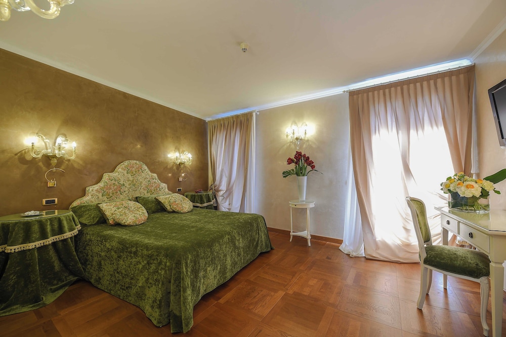 Hotel San Zaccaria 10/29