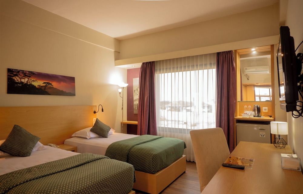 Tychi Hotel 16/56