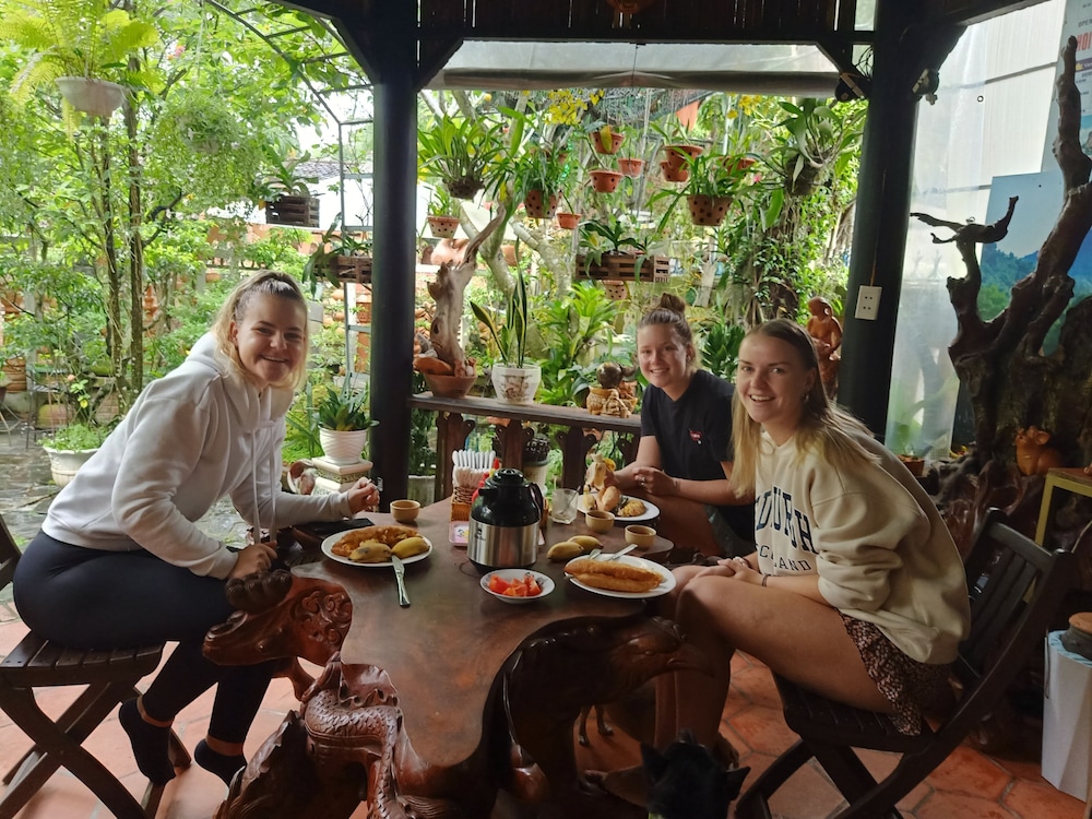 Terra Cotta Homestay And Hostel 24/36
