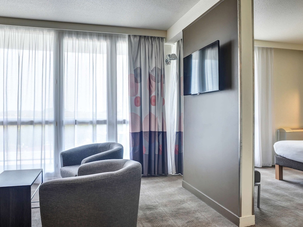 Novotel Senart Golf de Greenparc 54/77