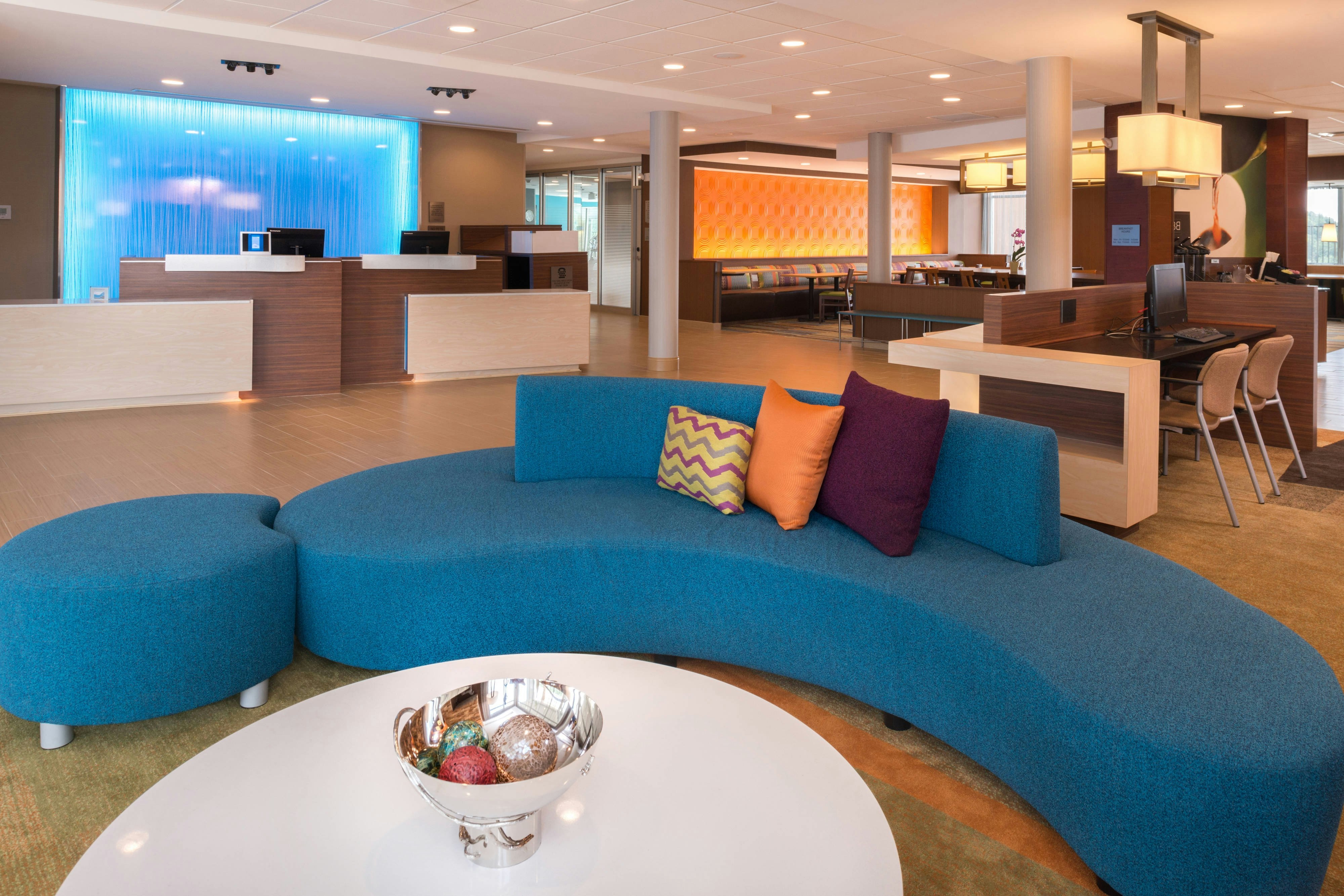 Fairfield Inn And Suites By Marriott Huntington 28/46