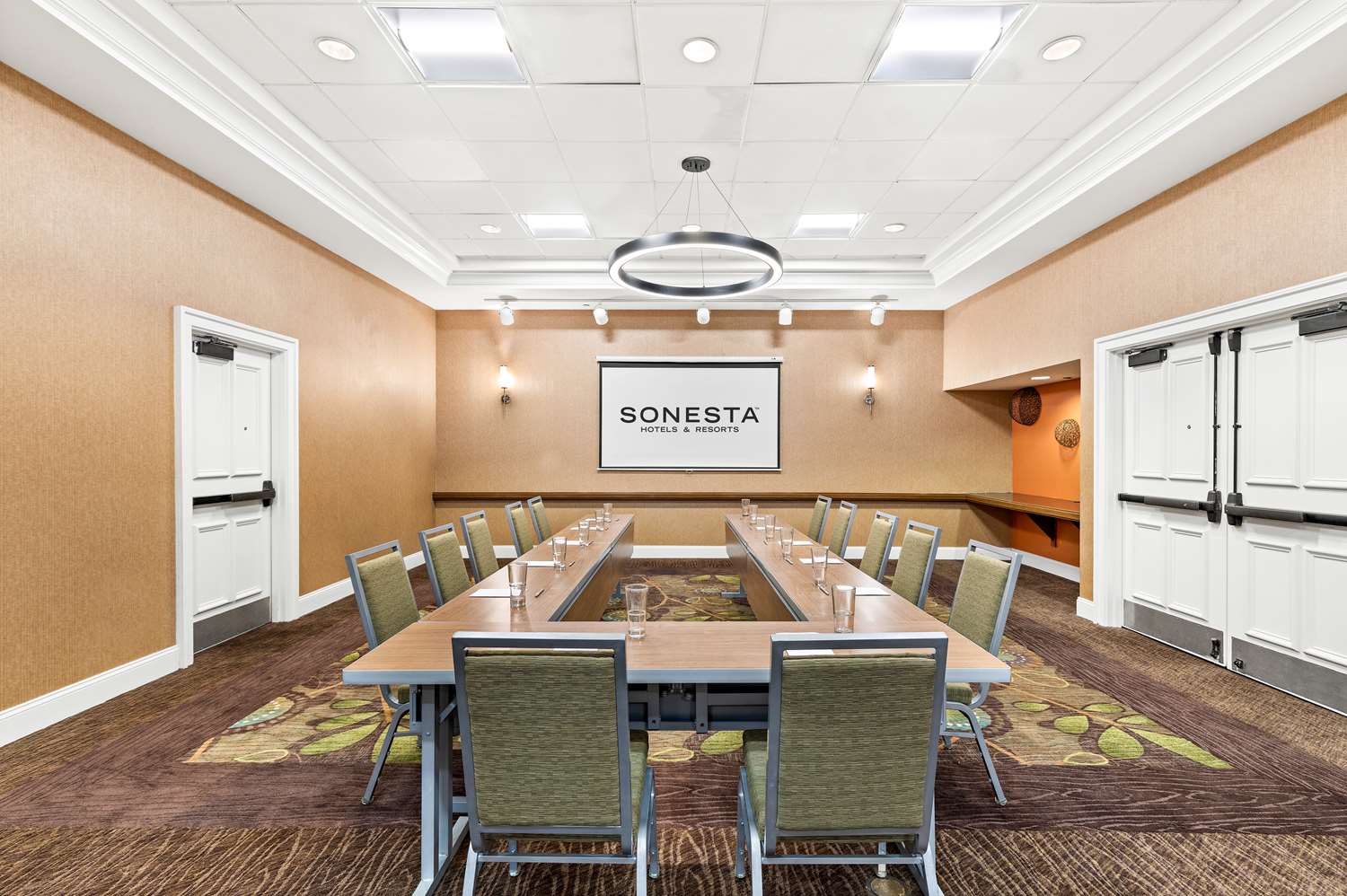 Sonesta Anaheim Resort Area 37/47