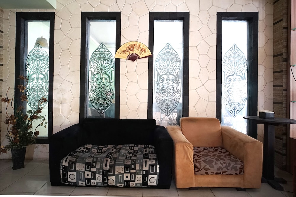 OYO 2015 Bandara Hotel Balikpapan 36/46
