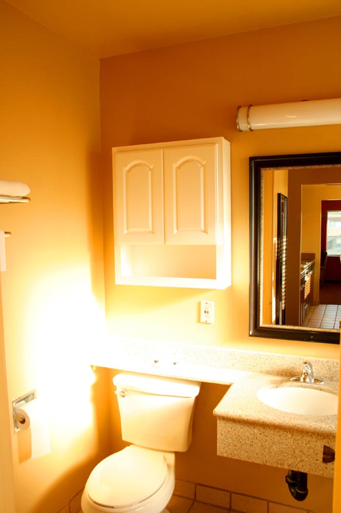 Pacific Inn And Suites 47/50