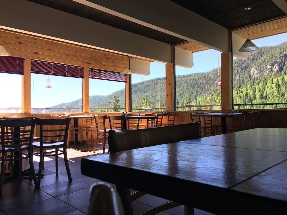 Monarch Mountain Lodge 19/31