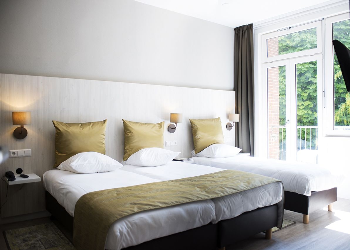 ROOM, TRIPLE, 3 BEDS